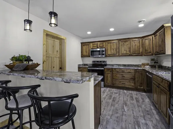 N11153 Oak LANE, Elcho, WI 54428