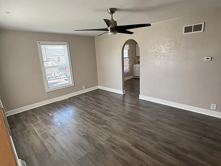 9047 Davison Rd #9047 — Photo 4
