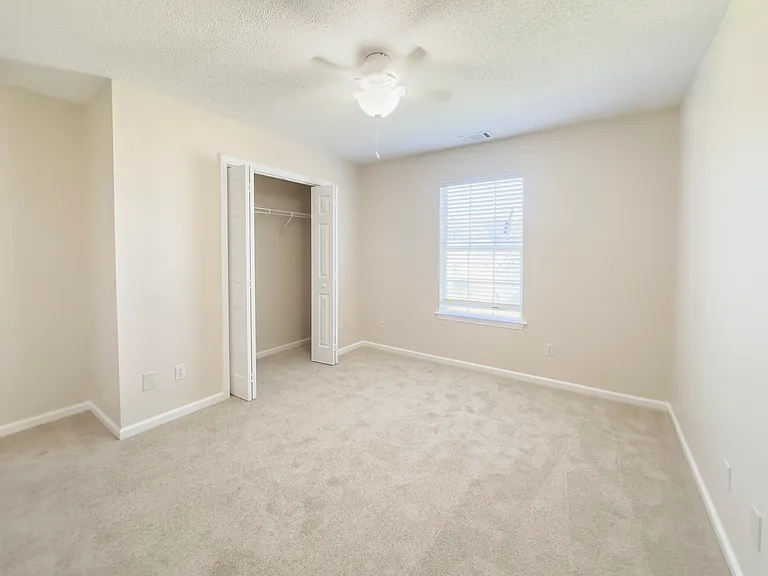 12 Cassidy Ct — Photo 24