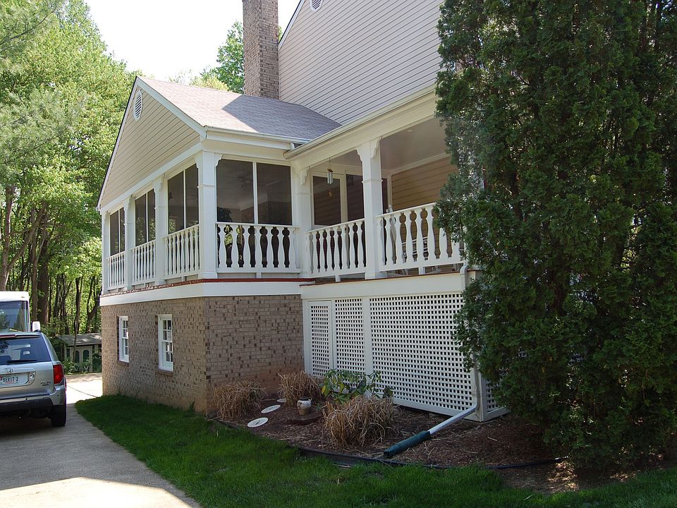 Large Screen Porch