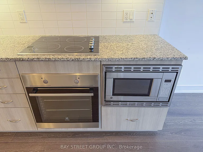 7 Kenaston Gdns #119 — Photo 14
