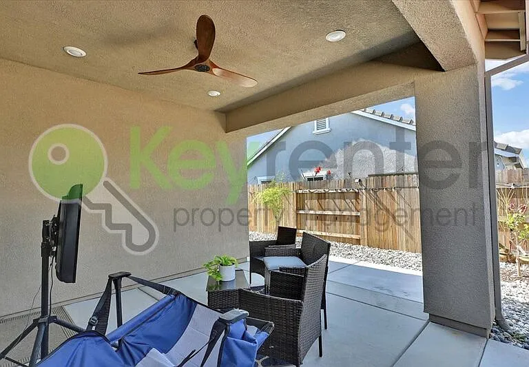 4168 Gossamer St — Photo 14