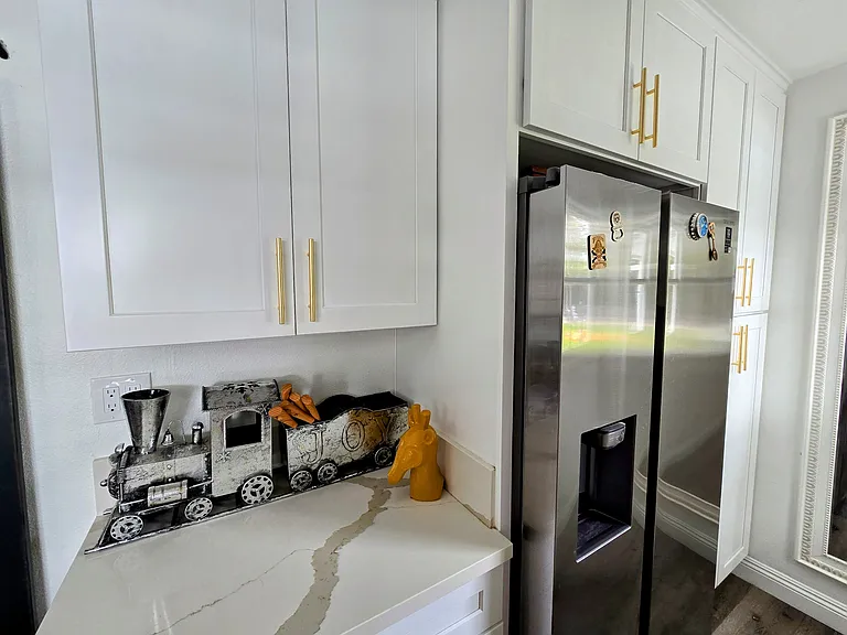 2548 E Wilson Ave — Photo 137