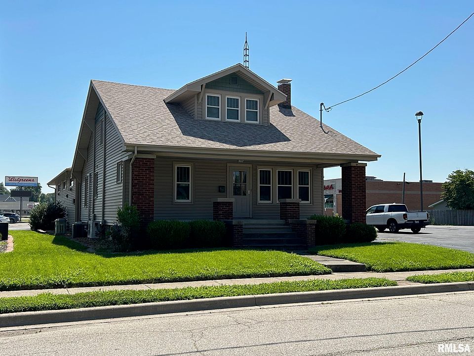 1st image of 328 N Clay St