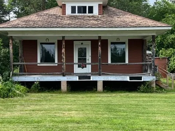 14 Roosevelt Ln, Bloomingdale, NY 12913