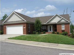 1121 River Ridge Dr, Guntersville, AL 35976
