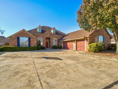 2325 Renwick Ave, Oklahoma City, OK, 73128