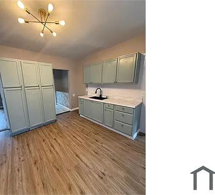 110 Spruce St #3