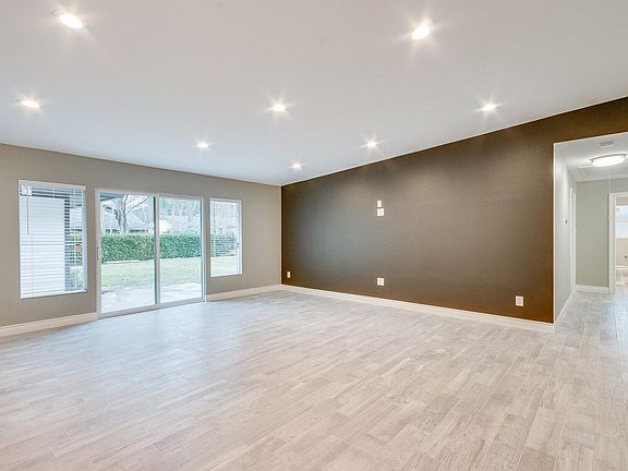 2nd image of 5814 Wigton Dr
