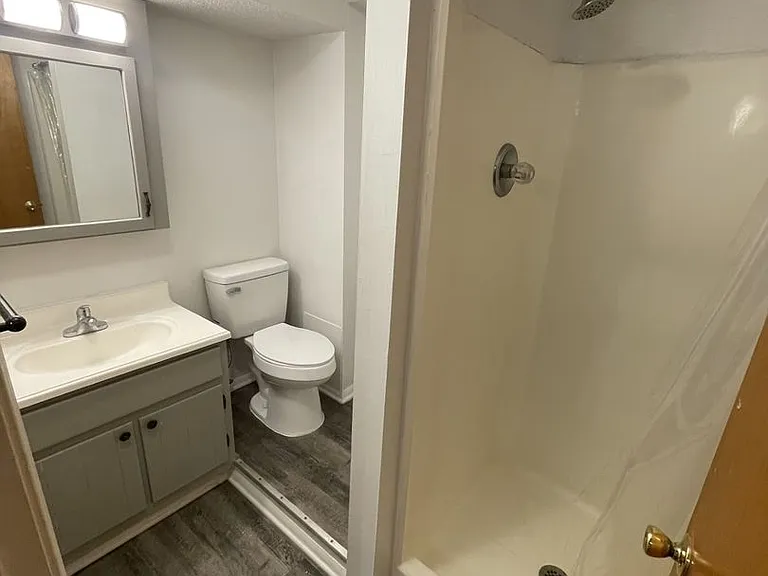901B Marilyn Dr — Photo 6