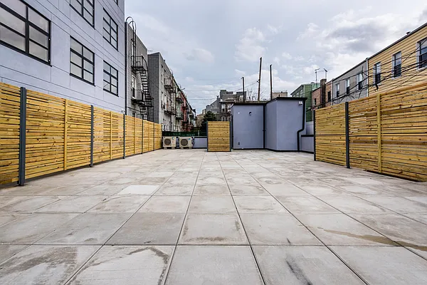 Rented by Nooklyn NYC LLC | media 86