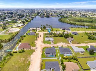 2009 NE 13th Ave, Cape Coral, FL 33909