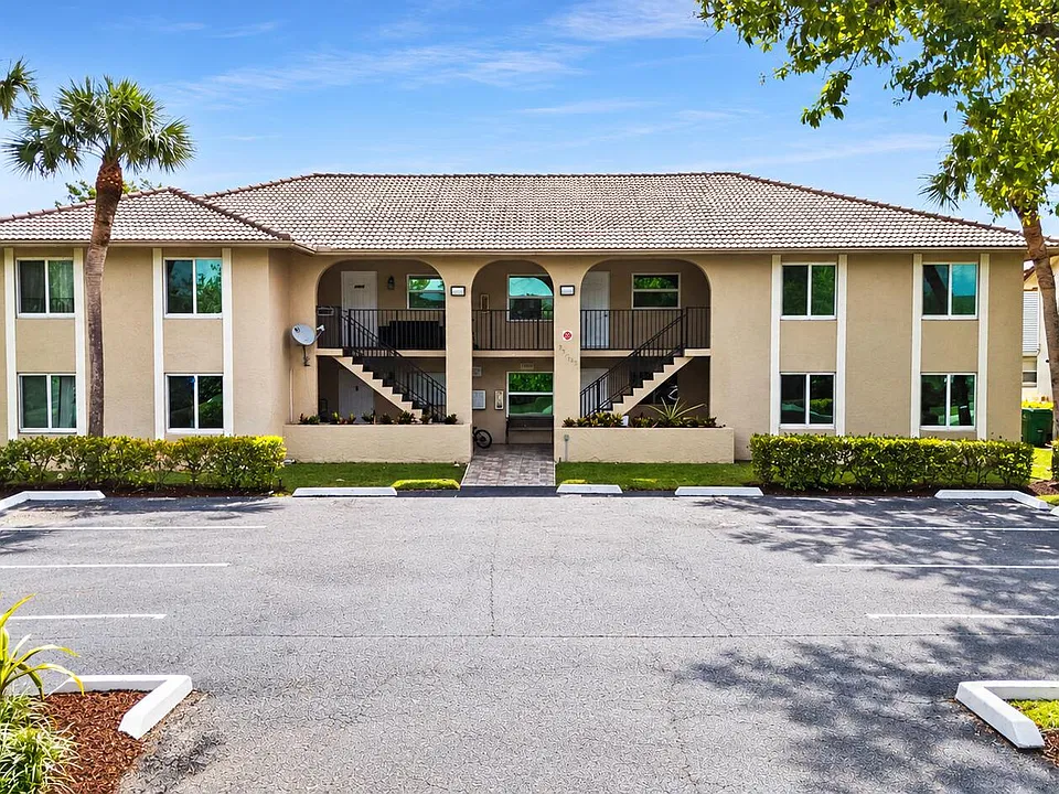 2977 NW 92nd Ave #2977