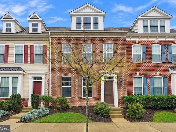 2nd image of 17 Derby Dr