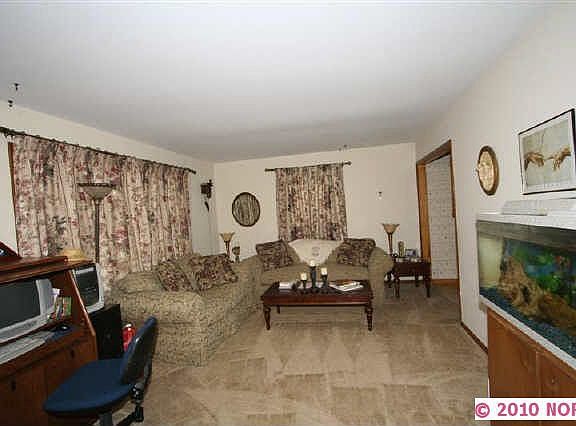 2nd image of 1521 S 74th East Ave