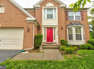 13613 Oaklands Manor Dr, Laurel, MD 20708