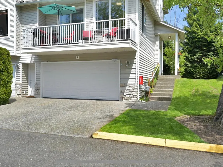 10410 Holly Dr #F — Photo 3