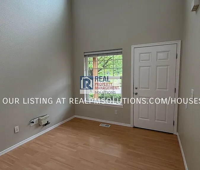 1851 SE Centurion Way — Photo 17