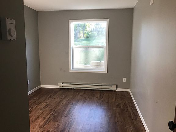 3rd image of 913 E Vernon Ave APT 5