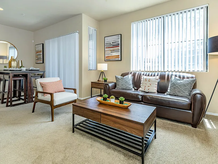 1b1 751 SQFT 1 Bed 1 Bath