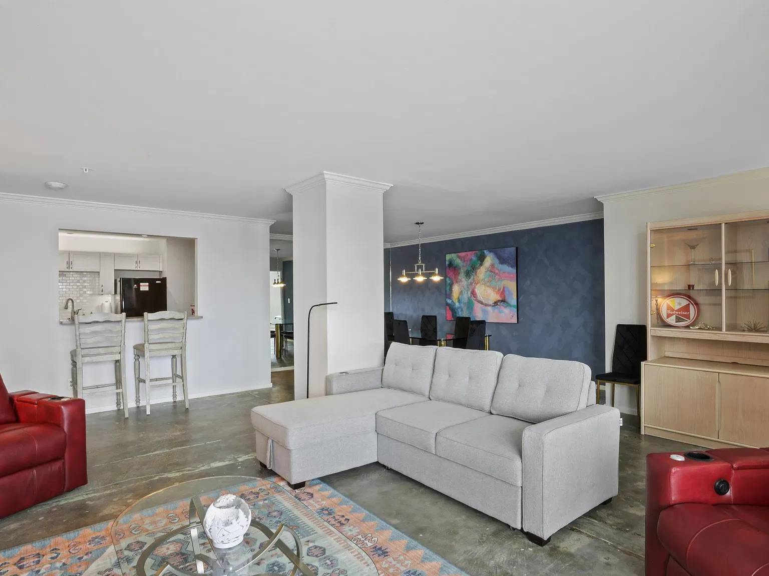 3000 Farnam St — Photo 3