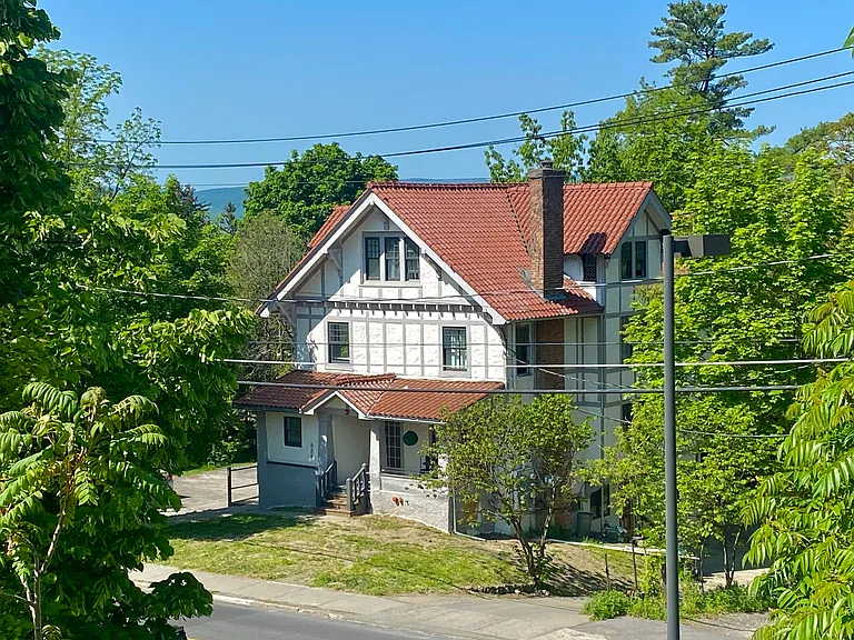 626 Stewart Ave #5 — Photo 8