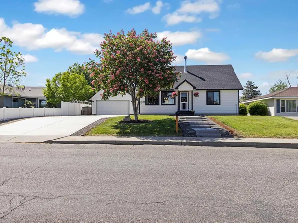 1833 Benson Ave, Prosser, WA 99350