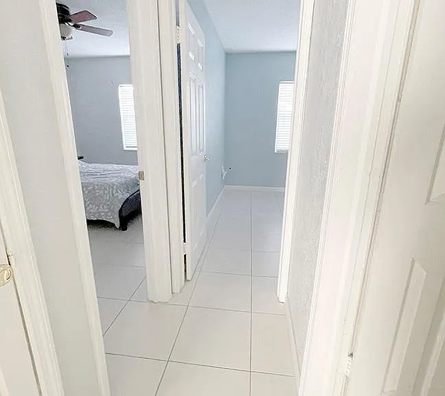 324 SW 22nd St #A — Photo 9