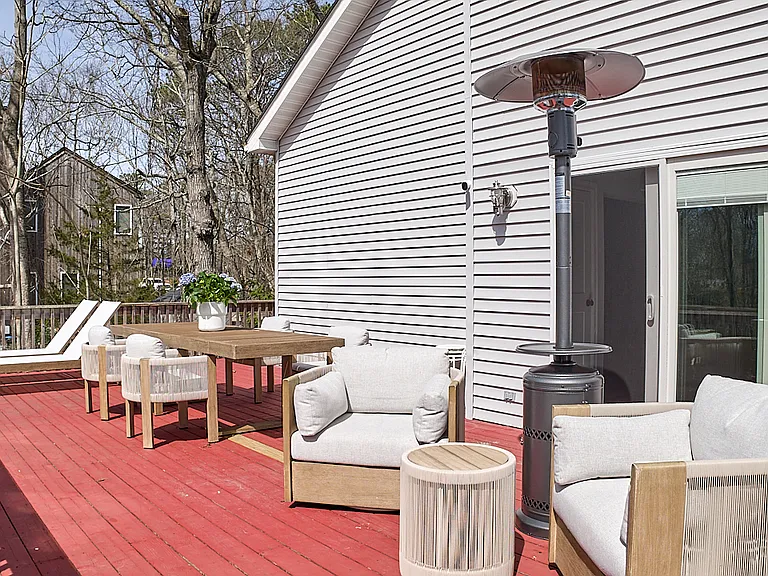21 Newtown Ct — Photo 19