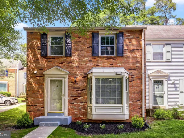 2918 Everleigh Way, Fairfax, VA 22031