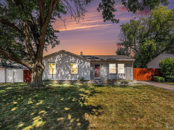 13037 Churchill Dr, Sterling Heights, MI 48313