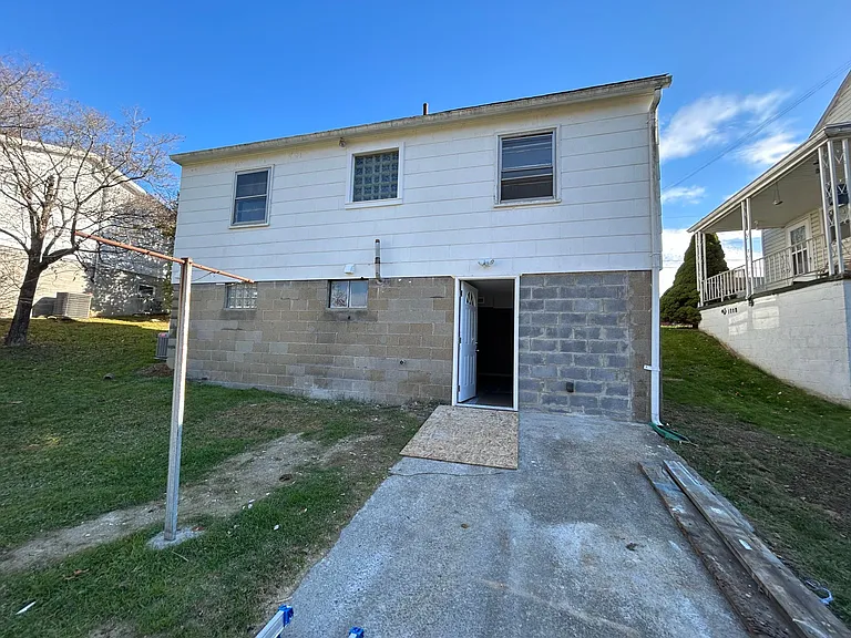 605 Kentucky Ave — Photo 24