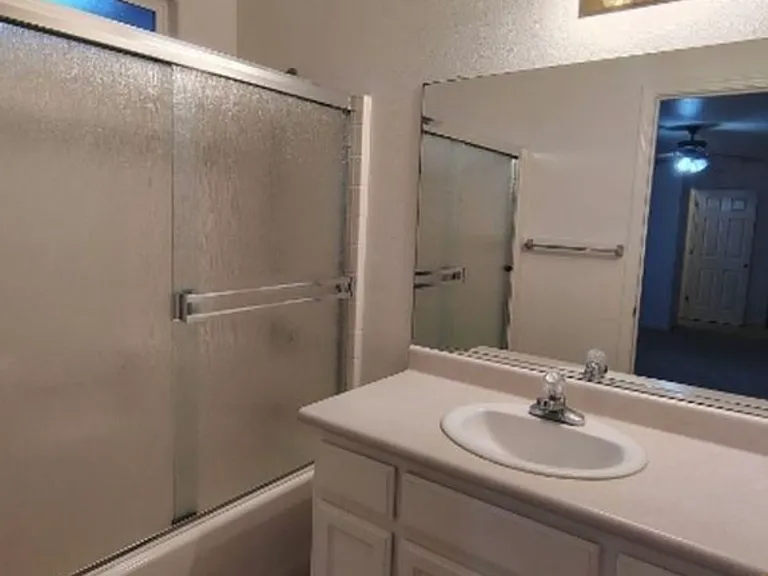 1943 Preston Way — Photo 6