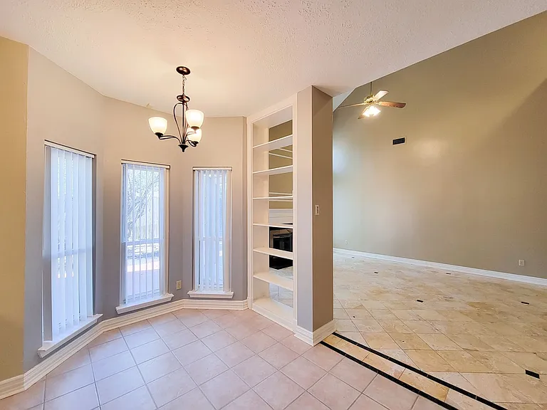 13602 Somersworth Dr — Photo 20
