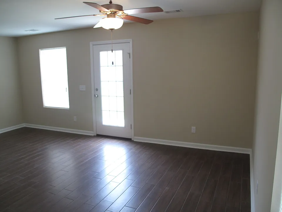 150 Conner Loop