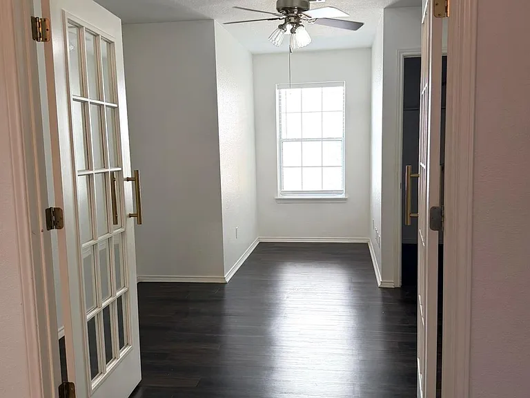1747 Windy Park Cir — Photo 7