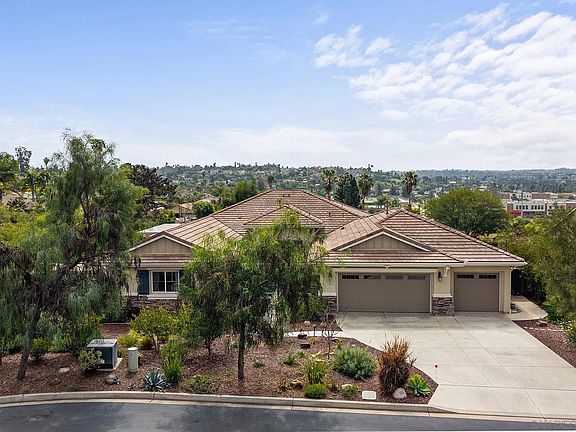 2nd image of 1812 Hayden Ranch Rd