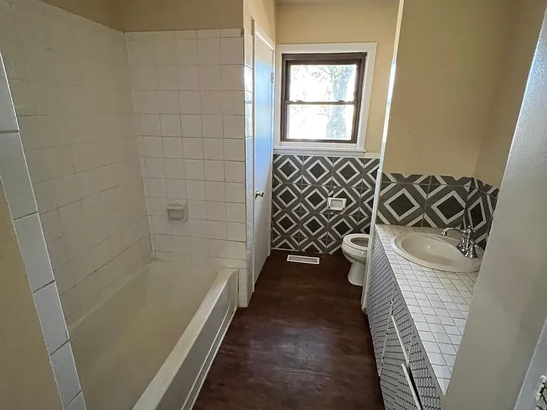 110 Vista Hills Blvd — Photo 3
