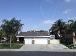 6915 Song Sparrow Rd, Corona, CA 92880