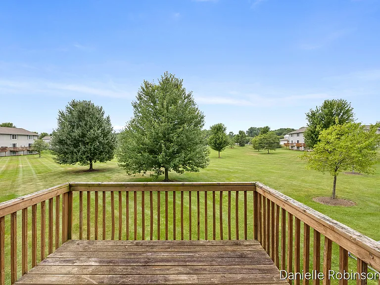 5449 Rivertown Cir SW — Photo 10