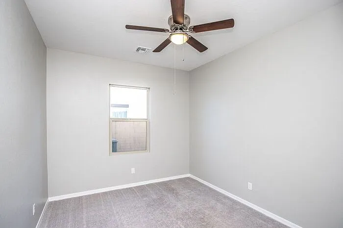 2377 E Alonso Dr — Photo 35