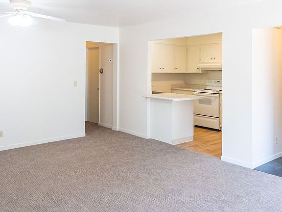 3rd image of 51 Essex St APT 9