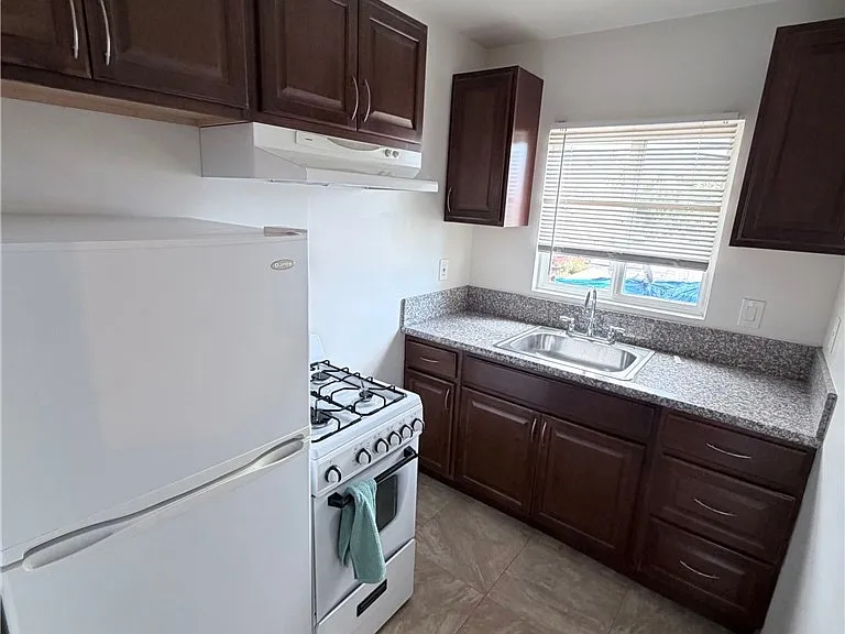 1248 Wesley Ave #A — Photo 7
