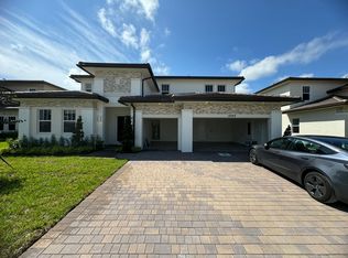 12248 SW 43rd St, Davie, FL 33330