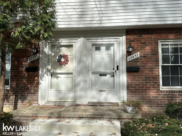 22957 Gary Ln #87, Saint Clair Shores, MI 48080