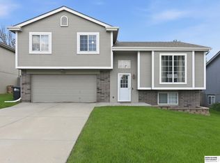 17665 K St, Omaha, NE 68135