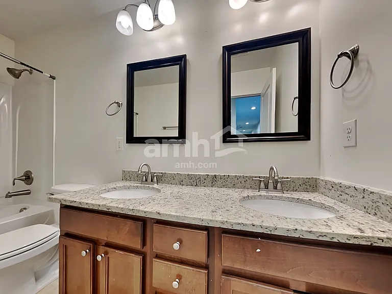 138 Blackwater Way — Photo 15