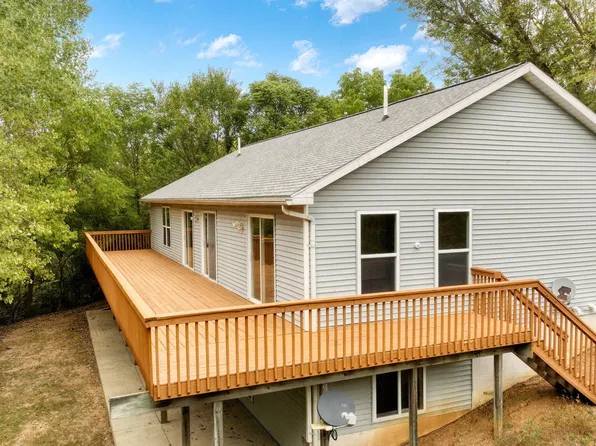 11250 Sharon Valley Rd, Brooklyn, MI 49230