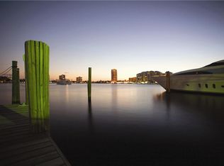 800 Lake Dr, Boca Raton, FL 33432