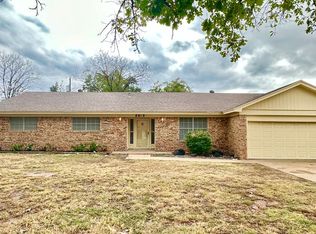 2913 Oak Forest Dr, San Angelo, TX 76904